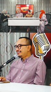 2.7K views · 19 reactions | From the days of slow dial-up to lightning-fast WiFi, how much has the internet changed? Join us for a nostalgic chat with Veveonah as we compare the past and present of the online world! Watch the full podcast here: https://youtu.be/tYZOWgNKbEE #MSUtalks #MSUpodcast | MSU - Management and Science University | Facebook