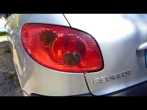 How to remove the lights and change the rear bulbs on a Peugeot 206