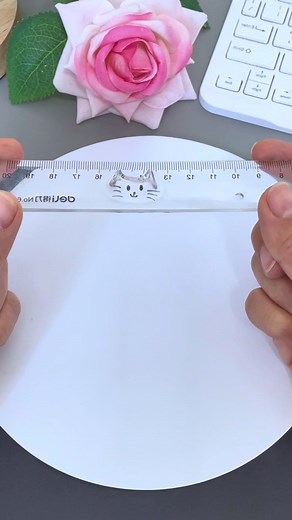 512K views · 3.1K reactions | Who doesn't have a cute kitten ruler? Come make one with me #Crafting #DIY #KittenCraft #ParentChild #Handmade #FunWithKids #CreativeProjects #EcoFriendly #Upcycling #KidsCrafts | paper craft ideas | Facebook
