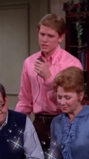 Richie Cunningham’s Famous Trademark 😂👌🎶..The Best Of Ron Howard..Happy Days Montage Clips 📺🎞️..#foryoupage #😂😂😂 #watchtillend #tiktok #fyp