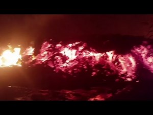 Thousands flee as Congo's Mount Nyiragongo erupts