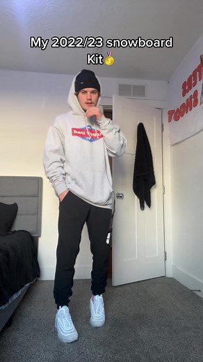 2023 Snowboard Gear: Dope Kits for Snowboarding Enthusiasts