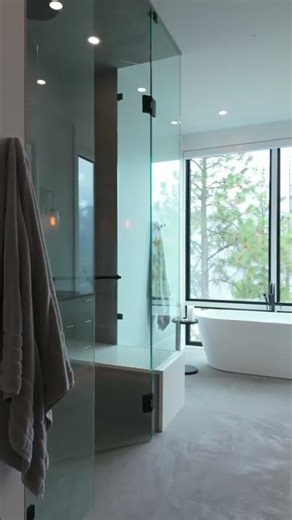 Modern Design. Lake Views. Okanagan Living.