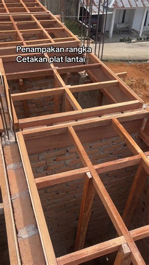Cetakan Plat Lantai dari Kayu dan Triplek