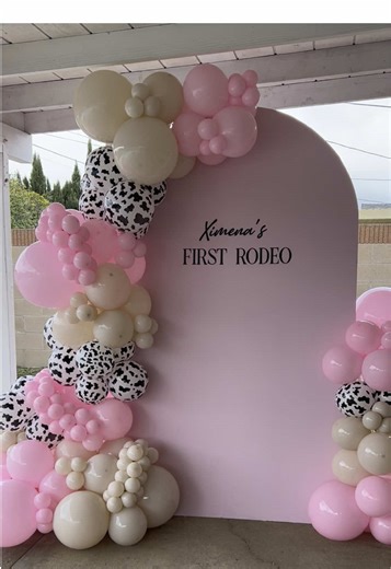 Ximena’s First Rodeo: Creative Balloon Setup
