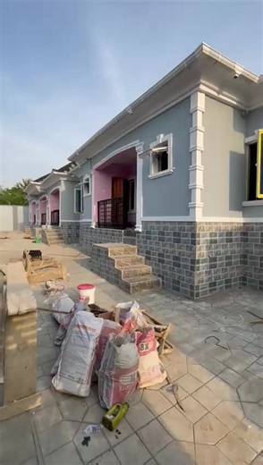 Newly built 2bedroom flat with modern facilities @ Balogun Laniba Ajibode. 💫full pop 💫Running water 💫Kitchen cabinets 💫wardrobe 💫Serene environment 💫 fenced & gated 💰Rent is ₦600k Service charges 50k *note. To be ready by first week of march* #realestateinvestor #ibadan #ui #polyibadan #07086380679