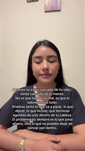Pensar y reflexionar es saludable, pero cuando la mente no se detiene y repite una y otra vez los mismos escenarios o preocupaciones, puede convertirse en ansiedad. ✨AGENDA TU CITA✨ •📲 51 951 193 896 ✅VIRTUAL ✅PRESENCIAL. #fypp #amorpropio #paratii #fyppp #viral