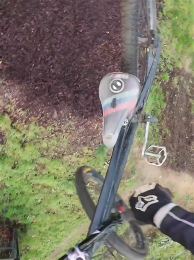 warten und weiter warten... #mountainbikes #mtb #themotionbrand
