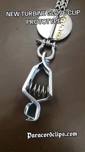 New Design Turbine Tech glove Clip! Paracordclips.com #gloves #gloveclip #viral #fyp | Paracord Clips