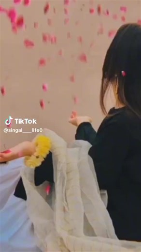 l ts me queen 👑 (@singl________queen)’s videos with original sound - l ts me queen 👑