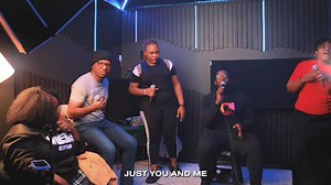 This spontaneous sweet Communion medley was birthed in the place of fellowship.....i had the great honour putting this together with the amazing America based minstrel @aremmic and the gorgeous and dynamic @ernieolaolusoga......What a praise and worship to God most high! DROPS TODAY AT 3PM (Nigeria Time) ON AREMMIC YOUTUBE PAGE..... pls do well to subscribe 🙏 to his YouTube page....the guy is loaded! | Lilian Nneji
