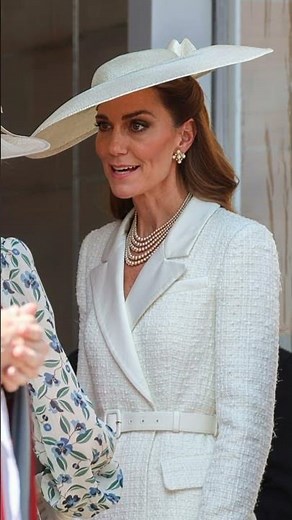 Kate Middleton's Stunning Pearl Earrings & Royal Necklace Revealed