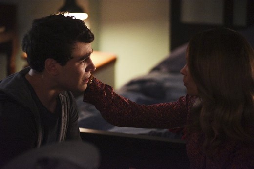 Lovci stínů: Nástroje smrti - Prach a stíny (S02E05) (2017) | ČSFD.sk