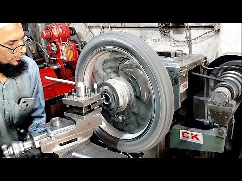 Installing New wheel bearing Bush Honda CG 125 Motorcycle | Bearing Bush Fitting