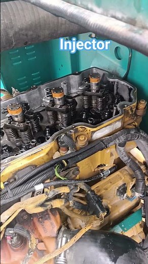 caterpillar engine C9 injector inspection #caterpillar #automobile #excavator #jcb
