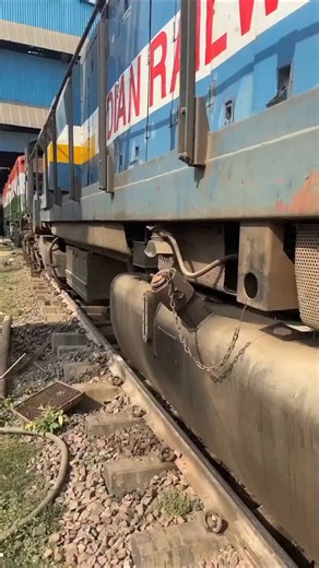 Indian Railways 🚂 on Instagram: "Diesel In WDP-4D 🔥💀 . . The WDP-4D is a 4500 HP, high-speed diesel-electric passenger locomotive operated by Indian Railways, featuring a dual-cab design for bidirectional operation without needing a turntable. Manufactured by BLW (Banaras Locomotive Works), these 16-cylinder, 2-stroke locomotives utilize 3-phase AC traction motors and advanced IGBT-based control systems to reach speeds up to 135 km/h. . . #wdp4d #dieselpower #diesellocomotive #indianrailways 