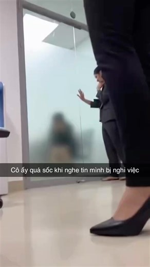 Bấm đăng ký để nhận thêm mẹo hay ➡️➡️ Cô ấy sốc khi bị cho nghỉ việc 🫣 #ai #coding #studytips #tips