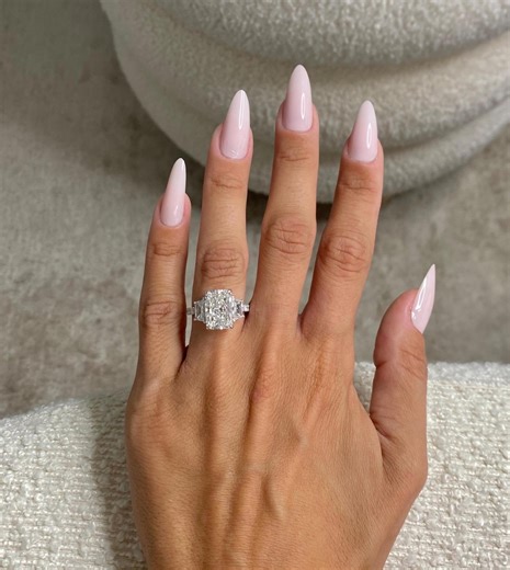 6 Carat Radiant Cut Lab Grown Diamond Ring | IGI Certified | Trapezoid & Round Side Stones | Unique Three Stone 18k Gold Engagement Ring - Etsy