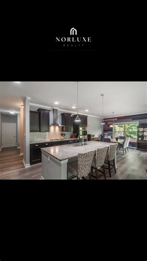 ✨ Exclusively Listed By Norluxe Realty Huntsville Stunning 4BR/4BA home minutes from Clift Farms! Carpet-free with stylish finishes, a gourmet kitchen featuring a large island & double ovens, and a luxurious primary suite. Bonus upstairs space a fully fenced backyard make this one a must-see! 🏡🔥 📞 Contact to schedule a showing! Jay Asberry | Realtor 📧: jasberry@norluxerealty.com 📱: 334.233.7507 #MadisonAl #CliftFarms #AlabamaRealEstate #NorthAlabama