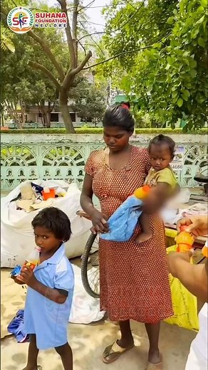 Poor kids in india ❤️💯 Helping poor children's life | Garib bacchon ki video | Helping video #shorts
