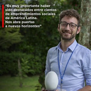 Una planta recicladora, capaz de convertir miles de kilos de residuos, en materia prima para nuevas botellas. Conocela acá 👉🏻 http://CokeURL.com/PlantaPetFBAR | Coca-Cola Journey