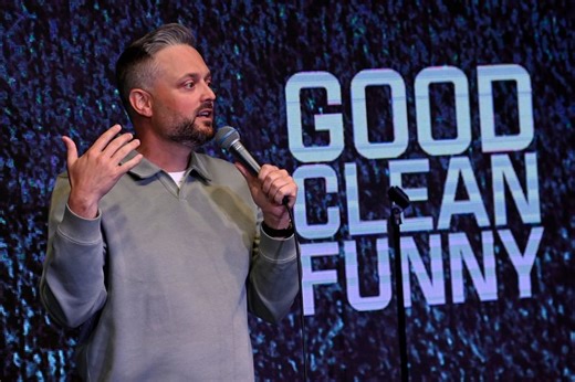 Comedian Nate Bargatze is coming to Milwaukee this week: Dates, times, tickets at Fiserv Forum