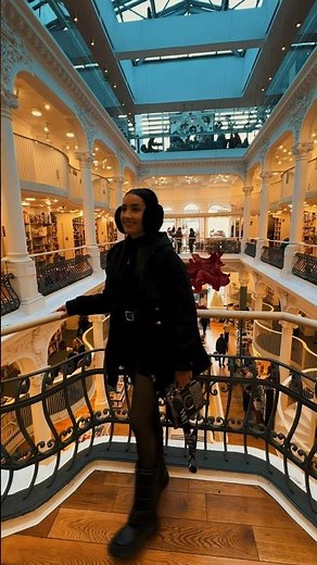 Carturesti Carusel Bookstore in Bucharest, Romania 📚