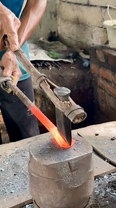 47K views · 48 reactions | Before it breaks stone, it meets fire—this crowbar is hand-forged for strength that lasts #blacksmith #crowbar #handforged #metalwork #craftsmanship #manual #industrialtools | Asia Asmawi | Facebook