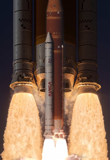 We haven't been this far from home since 1972.🚀🌕 Right now, the Artemis II crew is accelerating into deep space on a trajectory that will take them farther from Earth than any human being has ever traveled. They aren't just going to the Moon, they are pushing past the Apollo 13 record to reach the ultimate