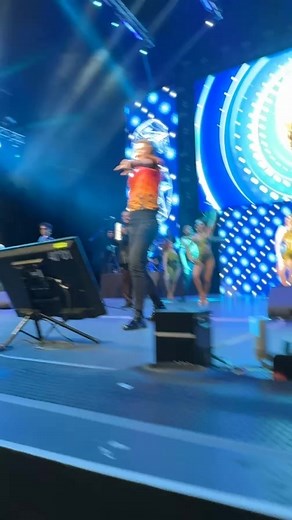 Llorar y llorar! @lossociosdelritmo | Alexander Acha