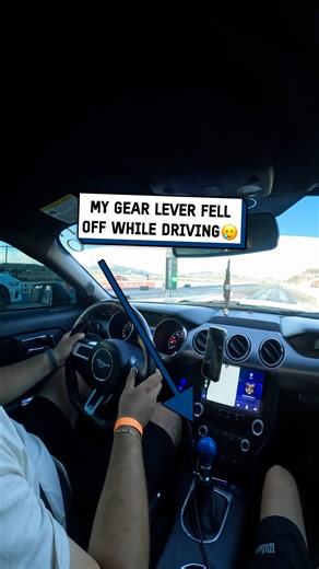 My gear shift lever fell off while I was driving 😱😅 #driving #fail #cars | UNILAD Tech