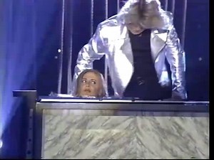 [Video] Head Mover - Hans Klok and Sittah in "World's Greatest Magic"