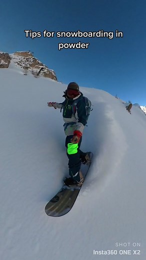 Essential Powder Snowboarding Tips for Off-Piste Adventure