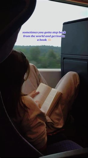 my safeplace 🫶🏻📚 #booktok #safeplace #book #reading #fy