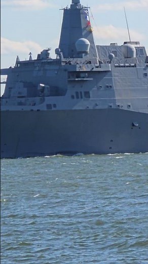 🇺🇸USS🔱Arlington🔱(LPD-24)San Antonio-class #amphibious #warship