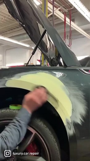 Getting that body line with help of guide coat and the bodyline tool #fyi #fyp #bodyshoplife #luxurycarrepair #autobody #panelbeater #repair