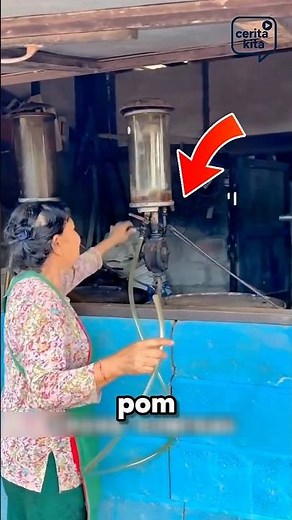 Gak Butuh Listrik! Cara Kerja Pom Bensin Engkol Manual 😮 #spbu #pombensin