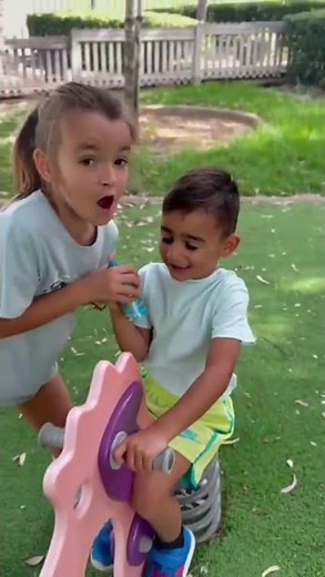 Kind Kids Learn What’s Safe 🌿