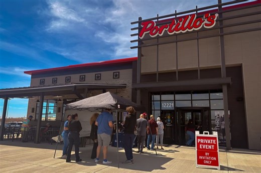 Portillo's brings Chicago-style street food to El Paso: What to expect