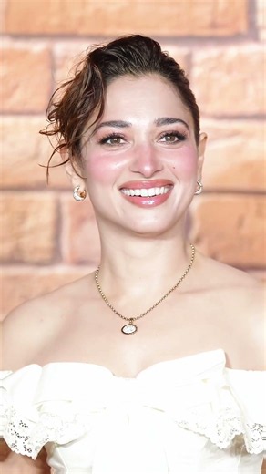 very beautiful very hot Bollywood actress tammannah bhatia ,dance, fitness, beauty viral video foryo