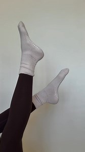Say hi to your coziest grip socks! The Slouch is a classic for everyday with strong grips and the perfect amount of scrunch in 3 ballet-inspired shades. | California Grip Socks