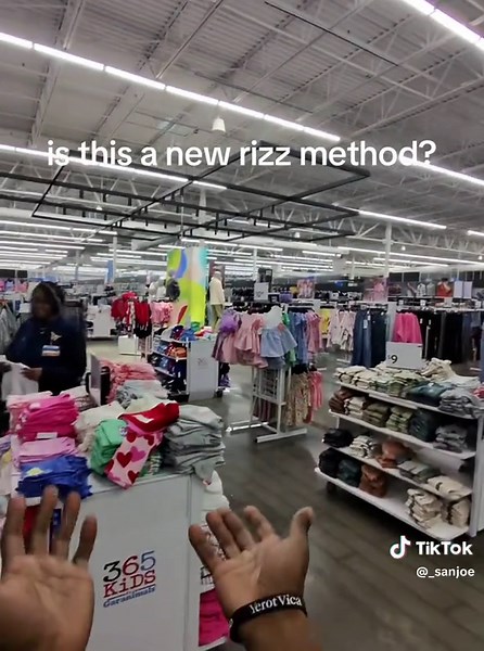 is this a new rizz method ? #viral #metaglasses #trending #prank #funny
