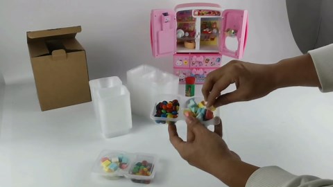 40PCS Double Compartment Snack Containers with Lids,Square & Round Condiment Containers with Lids,Disposable Double Compartment Snack Containers,Easy To Carry, Suitable for Takeout and Outdoor