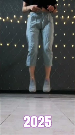 shuffle dance 2024 VS 2025 #shuffledance2025 #shuflledance #shuffle