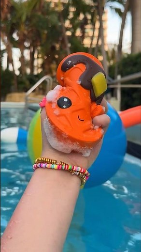 Finding Random Fidgets in the Pool! 🏝️💦