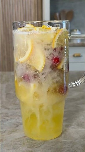 The Ultimate Raspberry Lemonade Refresher! 🍓🍋 (Immersive) #drink #shorts #HomeCafe #DrinkRecipes