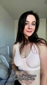 OKAY LADIES! This is the comfiest front-close bra I own! ⭐⭐⭐⭐⭐ With it’s easy-on front-closure I will never go back to a hook and eye bra! Perfect for arthritis or limited shoulder mobility (which truthfully, we all have!) Incredibly flattering! | Liberare.co