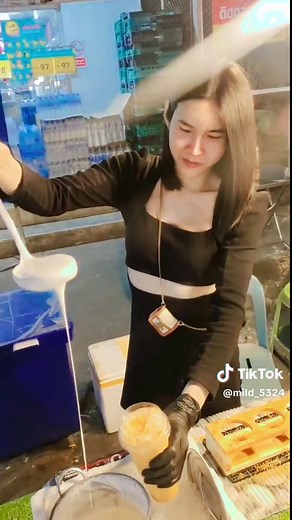 #มายด์มีนย์ชฎา #คนดังในtiktok #tiktokครีเอเตอร์ #กระแสมาแรง #ชาพารวย #มายด์มีนย์ชฎาชาพารวย #ชาชีส #พิษณุโลก #พิษณุโลกหวานเจี๊ยบ