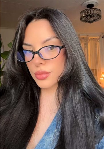 Daisy Daze (@dearmissdaisy)’s videos with original sound - 𝐀𝐄𝐂𝐙𝐑𝐕