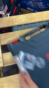 คุ้มสุด สำหรับงานติดตั้ง งานบ้าน งานช่างมืออาชีพ 🔥 สว่านกระแทกไร้สาย BOSCH Professional 12V 🔥 รุ่น GSB 12V-30 (06019G91K0) ✅ ของแท้ศูนย์ไทย | รับประกัน 1 ปี 💪 เล็ก เบา แต่แรงเกินตัว ✔️ มอเตอร์ Brushless ทน ใช้งานยาว ✔️ 2 เกียร์ ปรับรอบได้ ✔️ หัวจับ 1.5–10 mm ✔️ มีไฟ LED ทำงานที่แคบได้สบาย 📦 ครบเซ็ตพร้อมใช้งาน – ตัวเครื่อง – แบตเตอรี่ 12V 2.0Ah x2 – แท่นชาร์จ – กล่อง Bosch แท้ สอบถามรายระเอียดเพิ่มเติม... 💙 m.me/Boschnonthaburi 🪼 ID LINE : @milnon https://lin.ee/Uad7DBH 📞 0943056565 ------